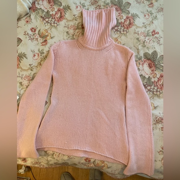 Johnston’s Cashmere. Thick 100% Cashmere Made in Scotland. Not as pale as images